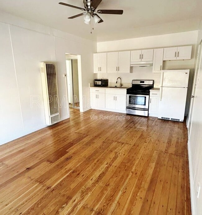 Photo - 1781 N Orchid Ave Unit 201