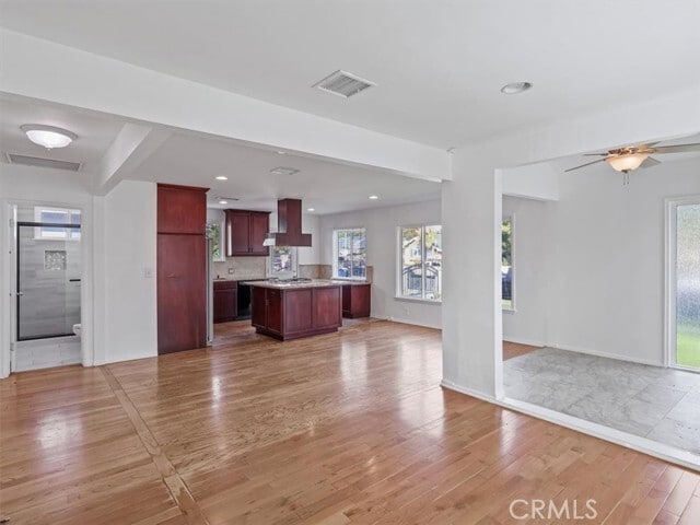 Photo - 7767 Independence Ave