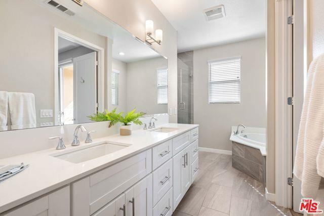 Photo - 4444 Paxton Pl