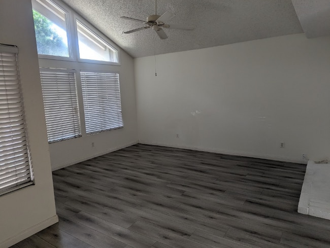 Photo - 1046 Canal St