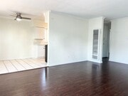 Photo - Bright 2 bed 1 bath in Pacific Beach Unit 2216 1/2
