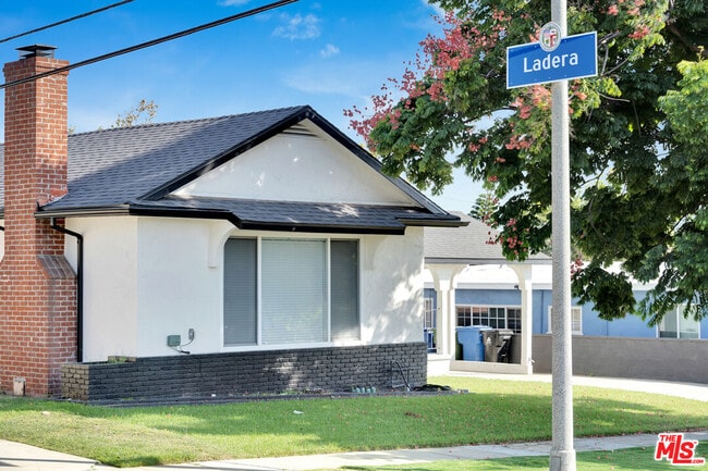 Photo - 6116 S La Cienega Blvd