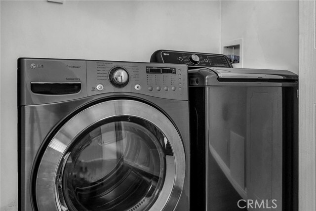 Photo - 810 Edgewood St Unit 105