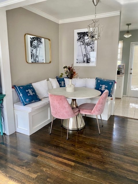 Breakfast Nook (new chandelier installed) - 1008 6th St Unit F