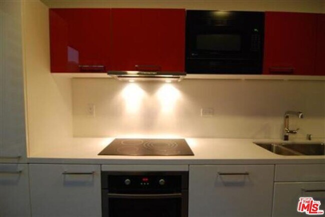 Photo - 901 Flower St Unit 306