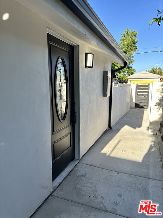 Photo - 6925 Gazette Ave