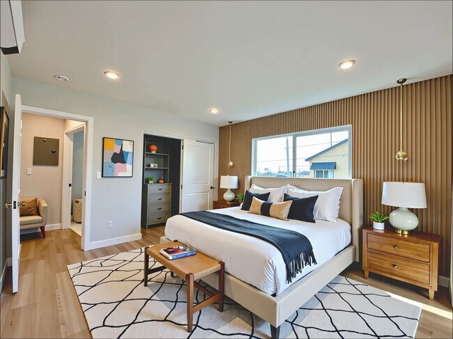 Photo - 3207 W 3rd, #1