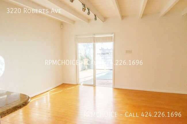 Photo - 3220 Roberts Ave