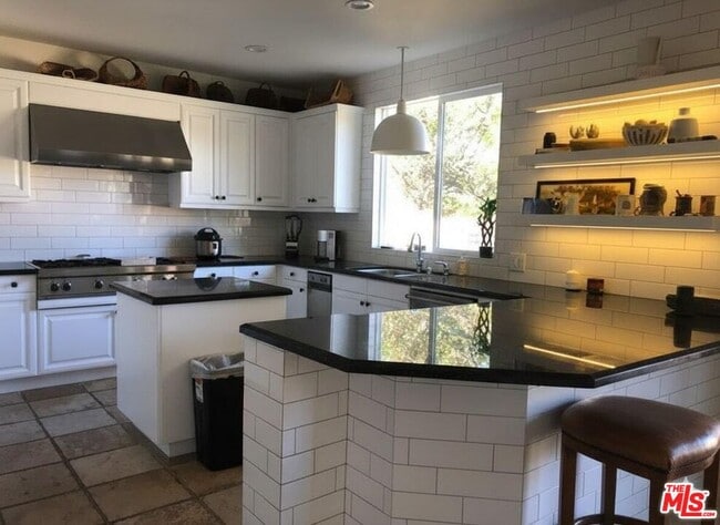 Photo - 1952 Hazel Nut Ct