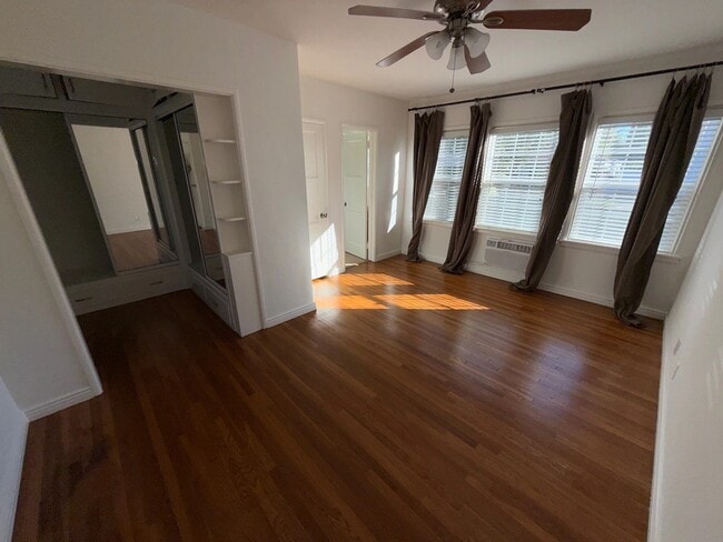 Photo - 14641 Moorpark St Unit 1