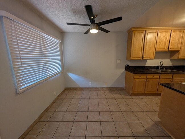 Photo - 1852 N Wilton Pl Unit 5