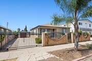 Photo - 3 Bedroom Home with Yard!