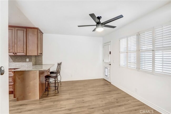 Photo - 1277 W 14th St