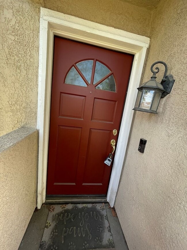 Great Woodbridge Townhome!! - Great Woodbridge Townhome!!