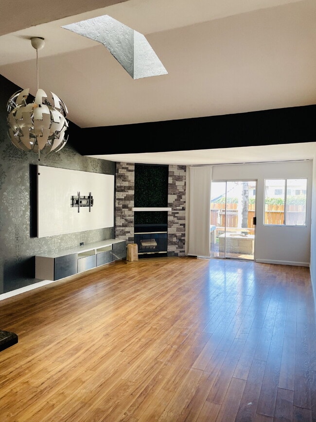 Photo - $3,000 - 2 Bed / 2 Bath Condo in Oceanside
