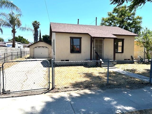 Photo - 220 N Gilbert St