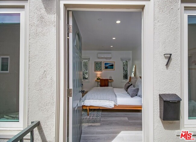 Photo - 1217 9th St Unit 7