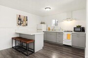 Photo - 619 W Kelso St