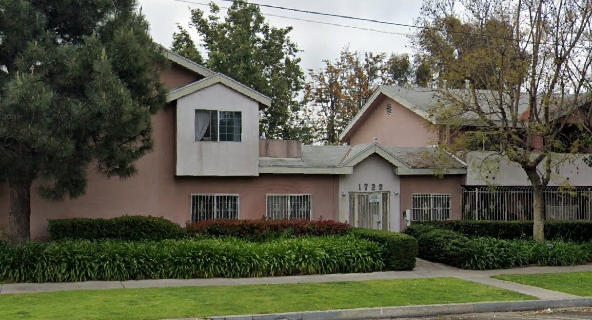 Photo - 1722 Toberman St