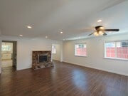 Photo - 627 E Woodbury Rd