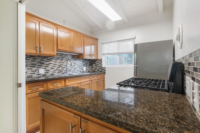 Unit 19 Kitchen - Haverford Apartments