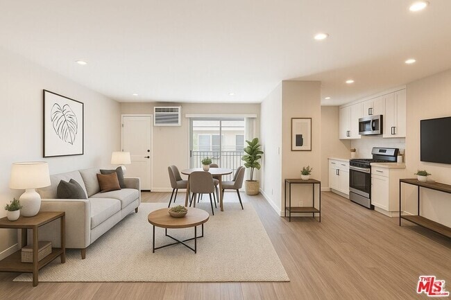 Building Photo - 1051 S Sherbourne Dr Unit 5 Rental