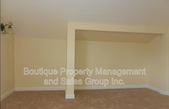 Photo - 5712 Lorelei Ave