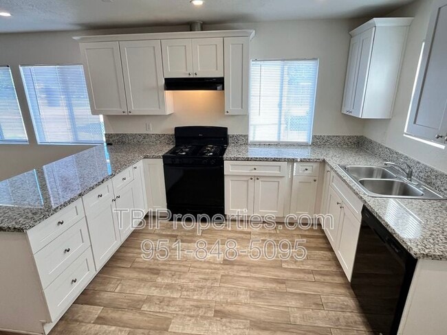 Photo - 7773 Philbin Ave Unit 7773