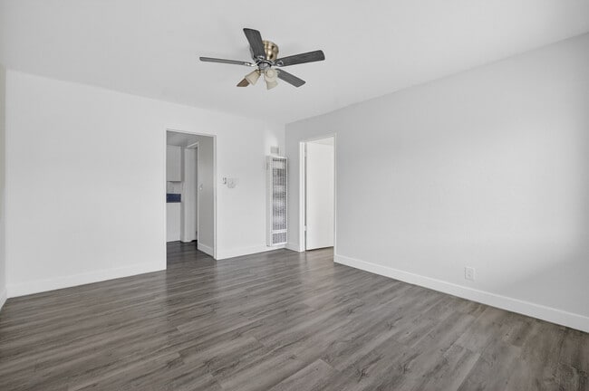 Photo - 2100 W Ball Rd Unit C