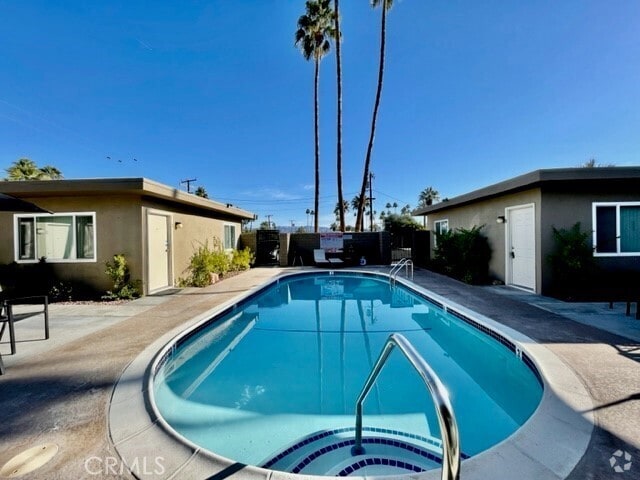 Building Photo - 45421 Sunset Ln Unit 2 Rental