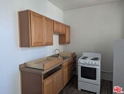 Photo - 634 S Gramercy Pl