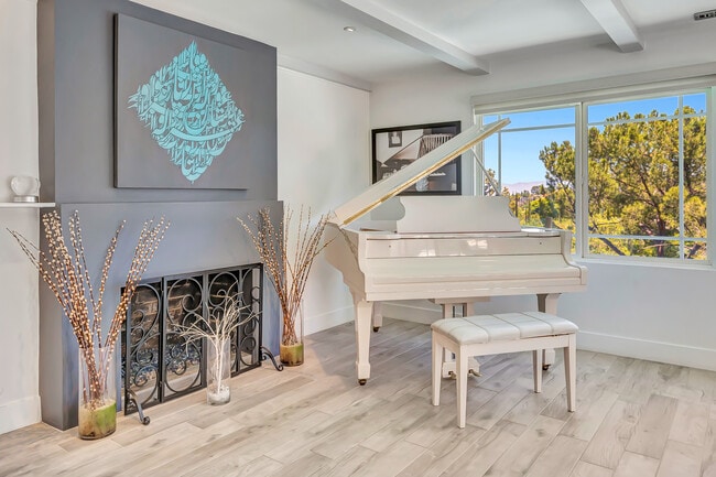 Photo - 22374 Algunas Rd