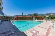 Pool - 2841 Montrose Ave