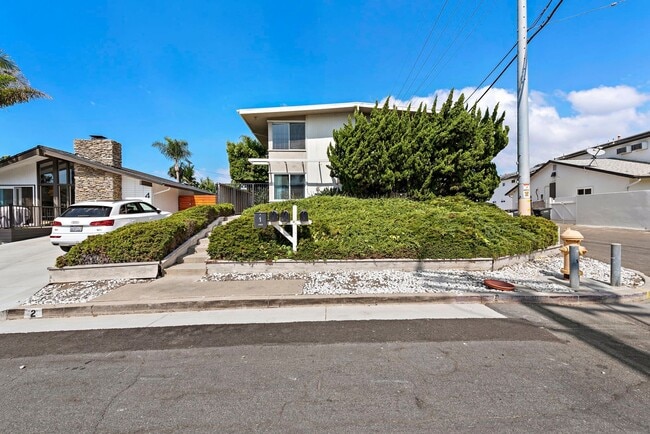 Photo - 2 W Avenida San Gabriel Unit 1
