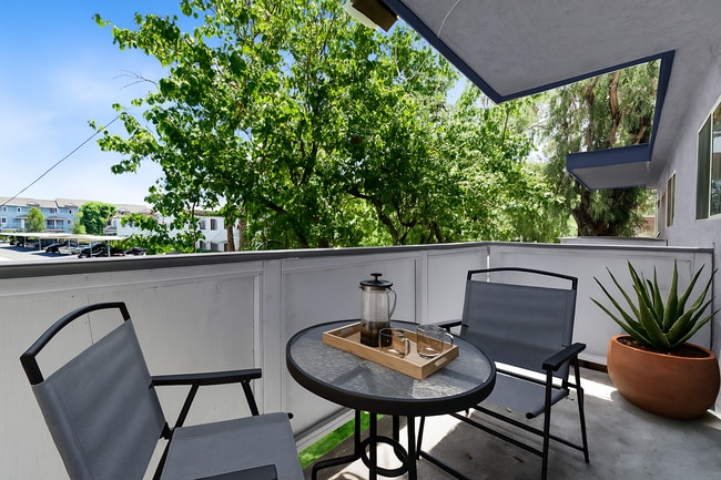 Photo - Estancia Apartments