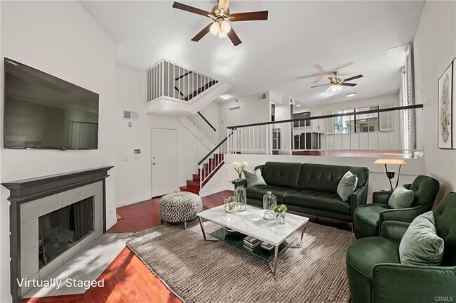 Building Photo - 9000 Vanalden Ave