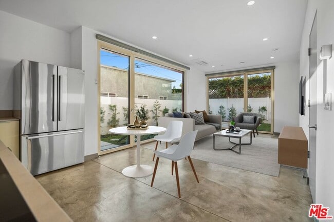 Photo - 12529 Wagner St