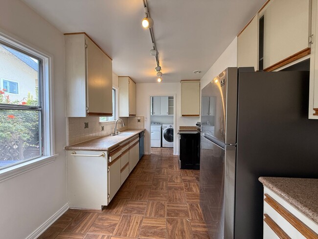 Photo - Stever Court-3 bed 2 bath in Culver City cul-de-sac!