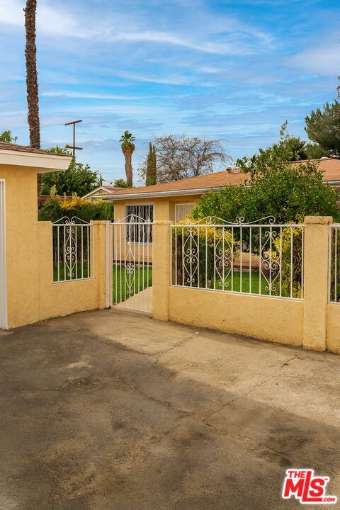 Photo - 15131 Polk St