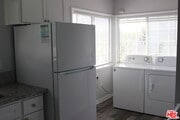 Photo - 1154 Irolo St