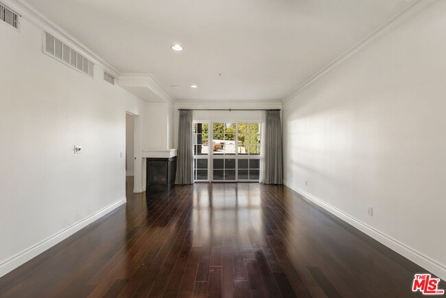 Photo - 851 N San Vicente Blvd Unit 102
