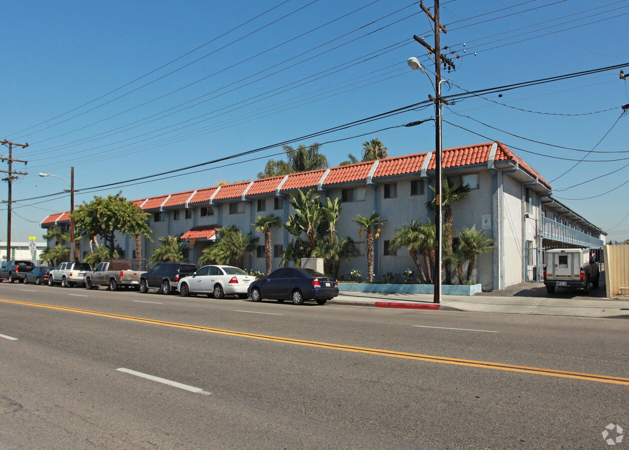 Marine Bay Apartments - Marine Bay Apartments