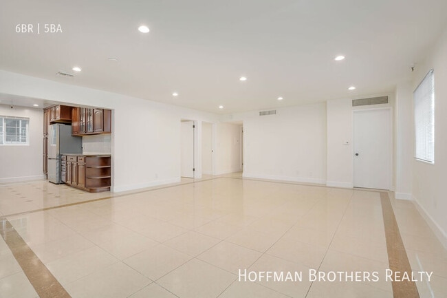 Photo - 317 S Hamel Rd Unit D