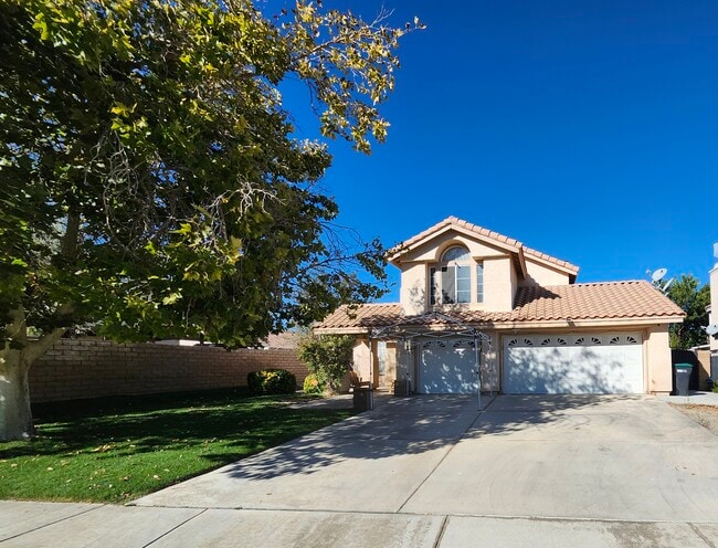 Building Photo - 37729 Rockie Ln