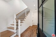 Photo - 5330 Agnes Ave