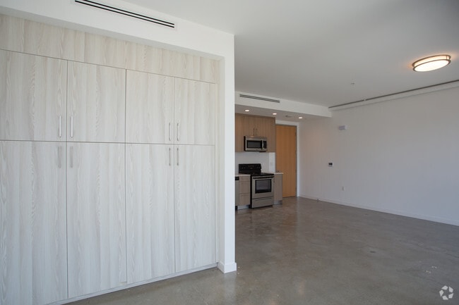 Loft A1 - 495 SF (South Side) - Panorama Tower