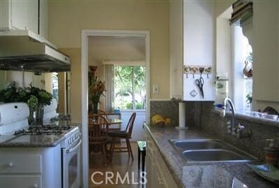 Photo - 9658 Live Oak Ave