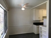 Photo - 907 N Gardner St Apartments