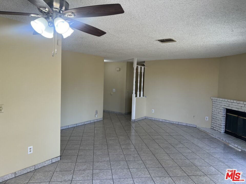 Photo - 44735 27th St E