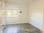 Photo - 204 W 52nd Pl